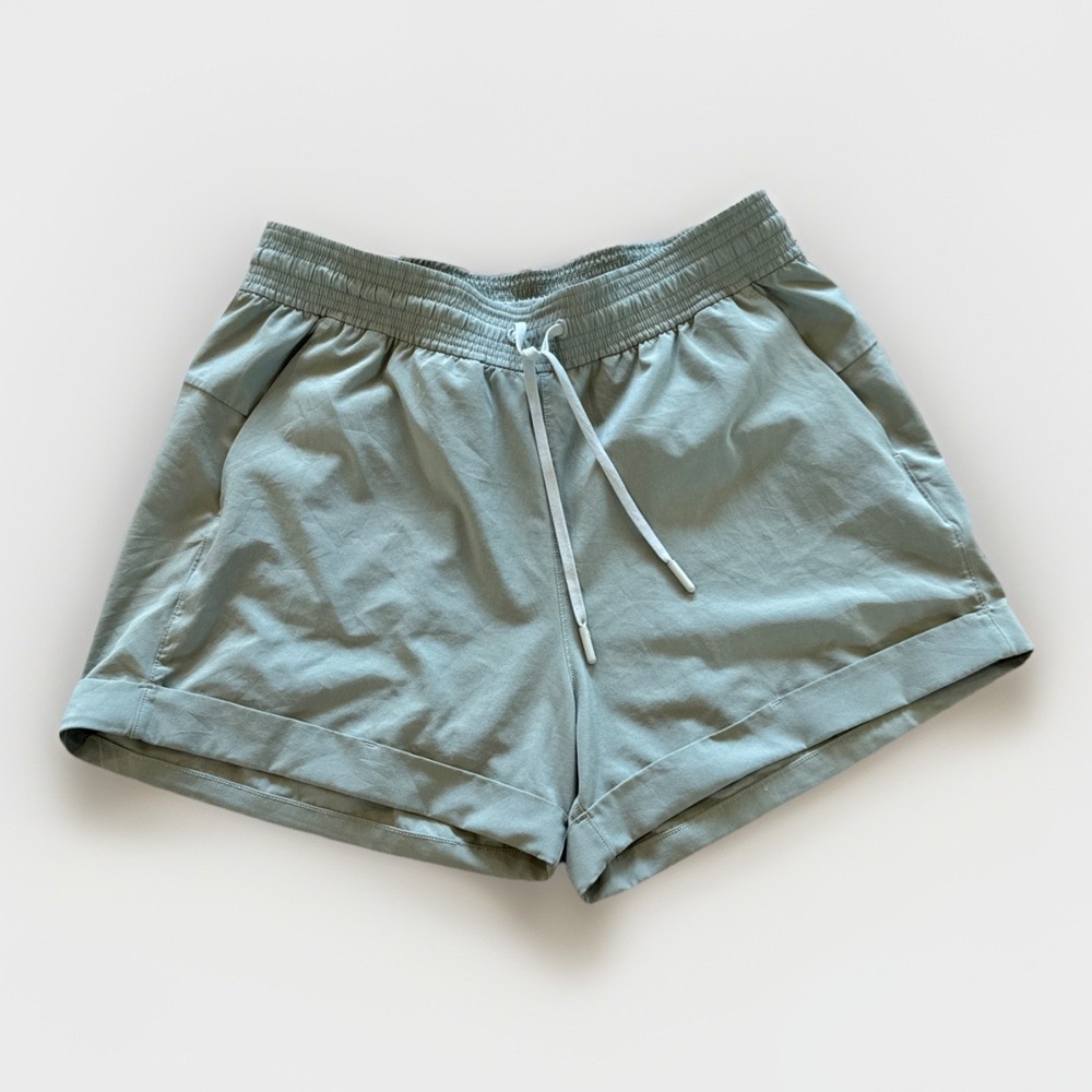 Lululemon Spring Break Away Short 4-way Stretch 3" W7ASHS Women's 8 Moss Green - Picture 1 of 8